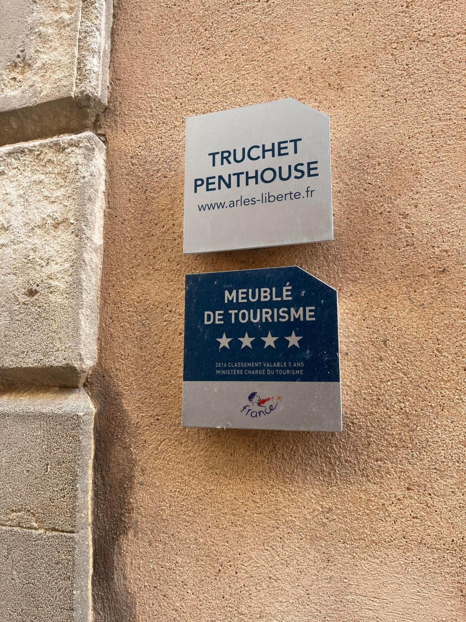 Truchet Penthouse Lejlighed Arles Eksteriør billede